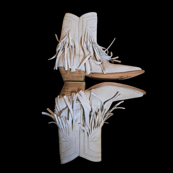 New Free People Lawless Bone Suede Leather Fringe Western Boots Size 7.5 - Picture 3 of 11
